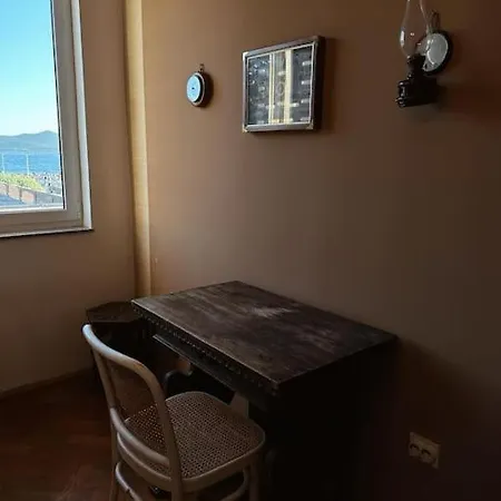 Deep Blue Apartment Next To The Sea Organs