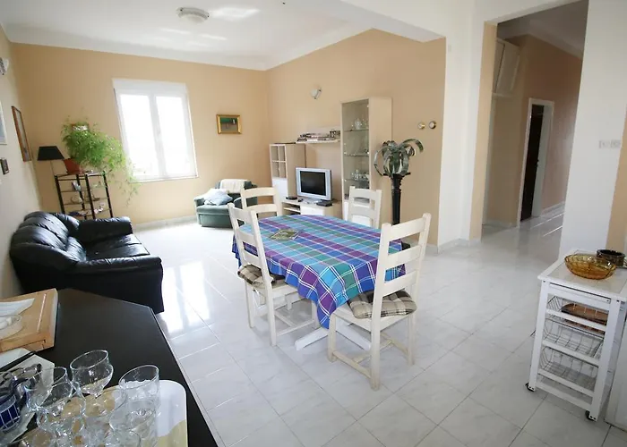 Deep Blue Next To The Sea Organs 아파트 자다르