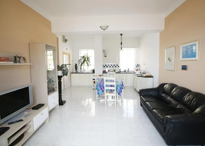 Deep Blue Next To The Sea Organs 아파트 자다르